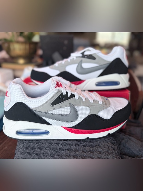 Nike Other - Nike Air Max Correlate